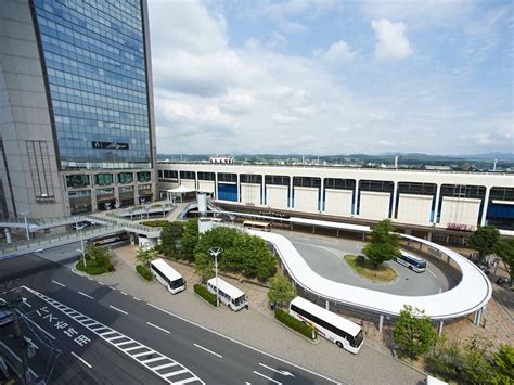 福島駅から郡山駅 新幹線：旅の途中で見つける小さな奇跡