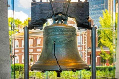  Liberty Bell Center i Philadelphia – en Ringande Resa genom Amerikansk Historia!